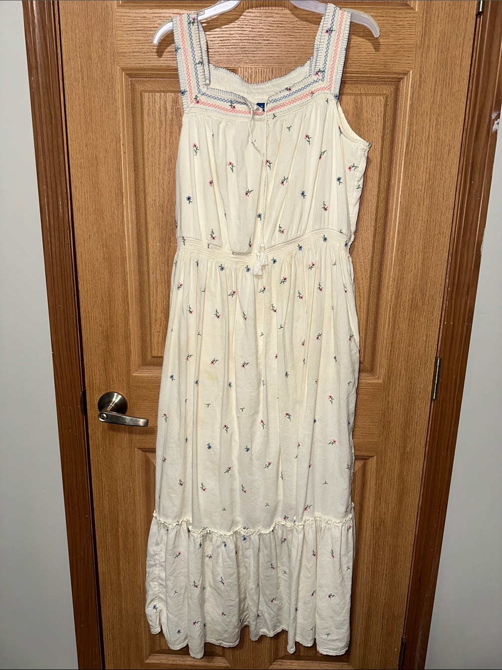Old Navy Cream Maxi Dress